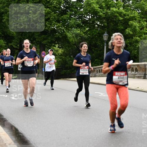 14.06.2026 - REWE Women's Run Dr. Thomas Lammeyer http://msf.ph/oto/9767310 14.06.2026 09:43:12 Laufen 10391, 11007 meine-sportfotos.de