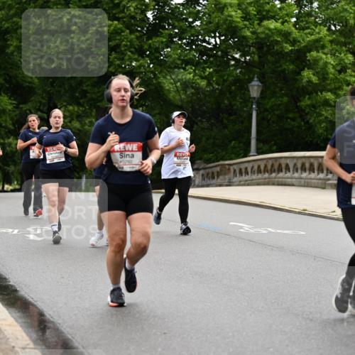 14.06.2026 - REWE Women's Run Dr. Thomas Lammeyer http://msf.ph/oto/9767321 14.06.2026 09:43:13 Laufen 10391, 0292, 10937, 11007 meine-sportfotos.de