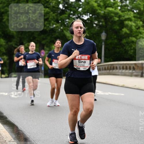 14.06.2026 - REWE Women's Run Dr. Thomas Lammeyer http://msf.ph/oto/9767326 14.06.2026 09:43:14 Laufen 10292, 57 meine-sportfotos.de