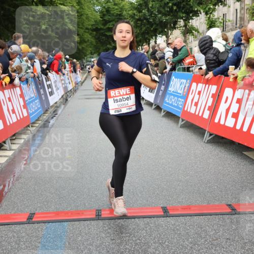 14.06.2026 - REWE Women's Run Strokosch-Dieckow http://msf.ph/oto/9767338 14.06.2026 09:52:28 Ziel 10230, 10286, 10870, 10954, 11135 meine-sportfotos.de