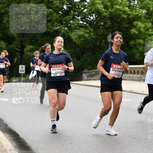 14.06.2026 - REWE Women's Run Dr. Thomas Lammeyer http://msf.ph/oto/9767339 14.06.2026 09:43:15 Laufen 10391, 7, 10172, 10937 meine-sportfotos.de