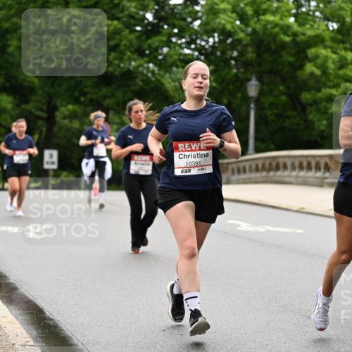 14.06.2026 - REWE Women's Run Dr. Thomas Lammeyer http://msf.ph/oto/9767343 14.06.2026 09:43:16 Laufen 10391, 7, 10172 meine-sportfotos.de