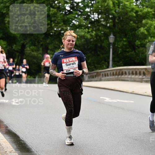 14.06.2026 - REWE Women's Run Dr. Thomas Lammeyer http://msf.ph/oto/9767452 14.06.2026 09:43:29 Laufen 11221, 10492, 57 meine-sportfotos.de