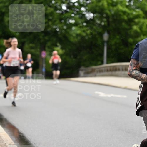 14.06.2026 - REWE Women's Run Dr. Thomas Lammeyer http://msf.ph/oto/9767462 14.06.2026 09:43:30 Laufen 11221 meine-sportfotos.de