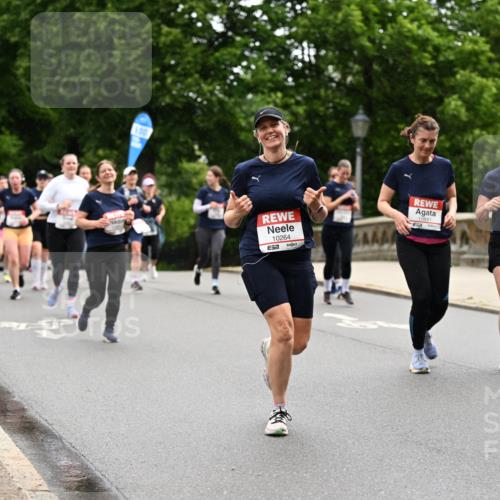 14.06.2026 - REWE Women's Run Dr. Thomas Lammeyer http://msf.ph/oto/9767530 14.06.2026 09:43:38 Laufen 10264, 57, 0881, 11441, 657 meine-sportfotos.de