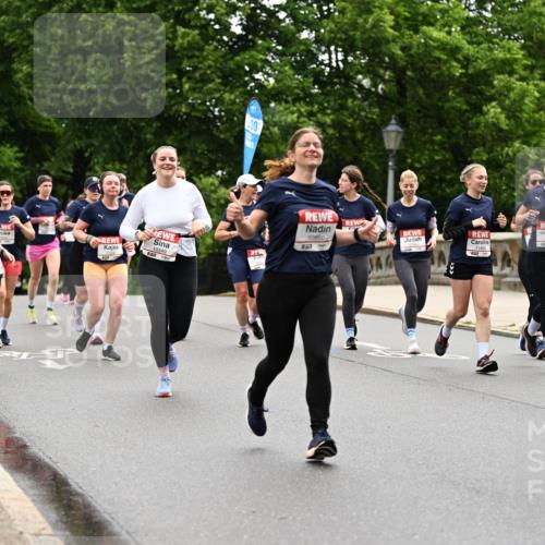 14.06.2026 - REWE Women's Run Dr. Thomas Lammeyer http://msf.ph/oto/9767547 14.06.2026 09:43:40 Laufen 11342, 00, 10349, 10850, 7 meine-sportfotos.de