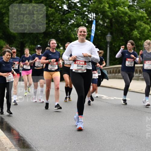 14.06.2026 - REWE Women's Run Dr. Thomas Lammeyer http://msf.ph/oto/9767559 14.06.2026 09:43:41 Laufen 10613, 11342, 10349, 57 meine-sportfotos.de