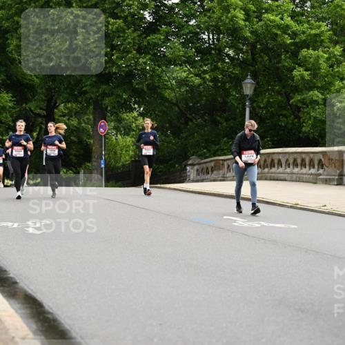 14.06.2026 - REWE Women's Run Dr. Thomas Lammeyer http://msf.ph/oto/9767646 14.06.2026 09:43:51 Laufen 16, 245 meine-sportfotos.de