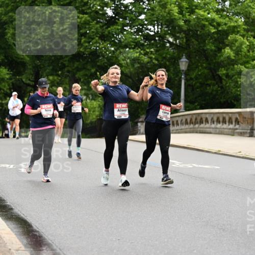 14.06.2026 - REWE Women's Run Dr. Thomas Lammeyer http://msf.ph/oto/9767661 14.06.2026 09:43:56 Laufen 10982 meine-sportfotos.de