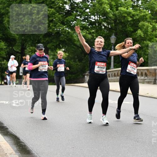 14.06.2026 - REWE Women's Run Dr. Thomas Lammeyer http://msf.ph/oto/9767668 14.06.2026 09:43:56 Laufen 10677, 10982, 7, 10558 meine-sportfotos.de