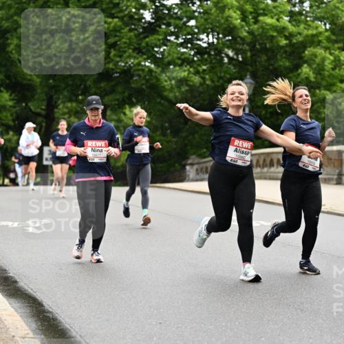 14.06.2026 - REWE Women's Run Dr. Thomas Lammeyer http://msf.ph/oto/9767669 14.06.2026 09:43:57 Laufen 10677, 10982, 10558 meine-sportfotos.de
