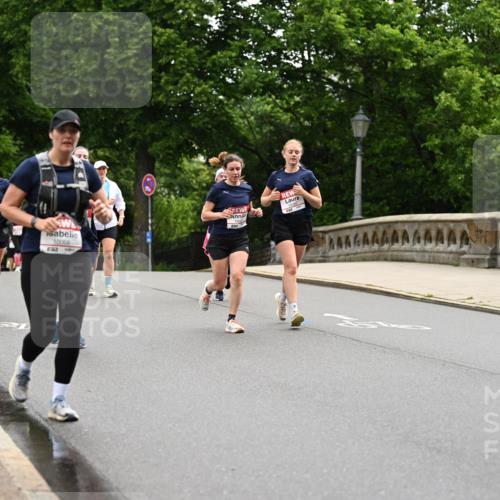 14.06.2026 - REWE Women's Run Dr. Thomas Lammeyer http://msf.ph/oto/9767691 14.06.2026 09:43:59 Laufen 10068, 837, 10082 meine-sportfotos.de