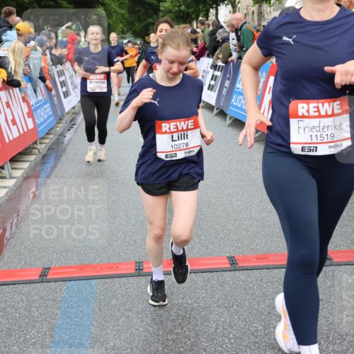 14.06.2026 - REWE Women's Run Strokosch-Dieckow http://msf.ph/oto/9767734 14.06.2026 09:52:52 Ziel 10168, 10278, 10422, 10490, 10629, 10686, 10942, 11123, 11174, 11326, 11467, 11519 meine-sportfotos.de