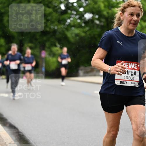 14.06.2026 - REWE Women's Run Dr. Thomas Lammeyer http://msf.ph/oto/9767813 14.06.2026 09:44:12 Laufen 10300 meine-sportfotos.de