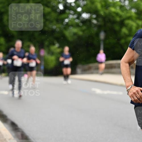 14.06.2026 - REWE Women's Run Dr. Thomas Lammeyer http://msf.ph/oto/9767816 14.06.2026 09:44:13 Laufen 10300, 7 meine-sportfotos.de