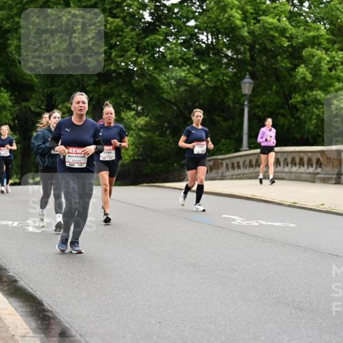 14.06.2026 - REWE Women's Run Dr. Thomas Lammeyer http://msf.ph/oto/9767821 14.06.2026 09:44:14 Laufen 89, 10121, 657 meine-sportfotos.de