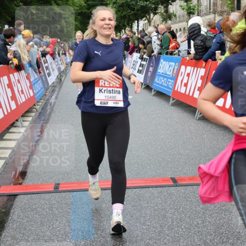 14.06.2026 - REWE Women's Run Strokosch-Dieckow http://msf.ph/oto/9767823 14.06.2026 09:52:54 Ziel 10168, 10278, 10422, 10490, 10629, 10686, 10942, 11123, 11174, 11326, 11467, 11485, 11519 meine-sportfotos.de