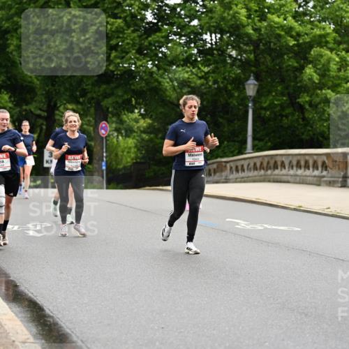14.06.2026 - REWE Women's Run Dr. Thomas Lammeyer http://msf.ph/oto/9767860 14.06.2026 09:44:18 Laufen 10369, 57, 10454 meine-sportfotos.de