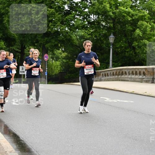 14.06.2026 - REWE Women's Run Dr. Thomas Lammeyer http://msf.ph/oto/9767861 14.06.2026 09:44:18 Laufen 10188, 3, 10369, 10454, 572 meine-sportfotos.de
