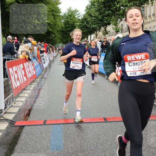 14.06.2026 - REWE Women's Run Strokosch-Dieckow http://msf.ph/oto/9767873 14.06.2026 09:52:56 Ziel 10278, 10422, 10490, 10629, 10686, 11123, 11326, 11467, 11485, 11519 meine-sportfotos.de