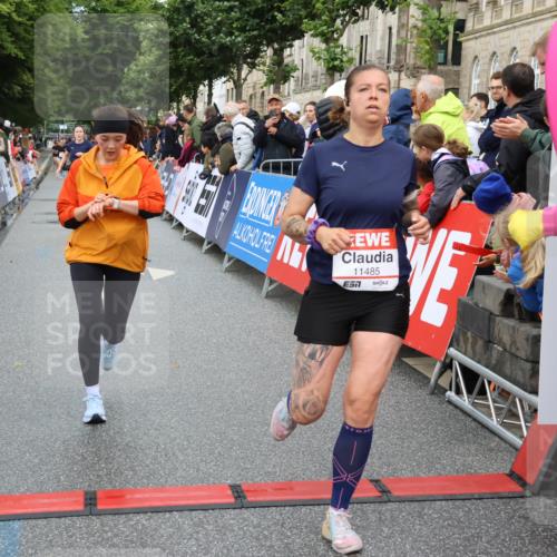 14.06.2026 - REWE Women's Run Strokosch-Dieckow http://msf.ph/oto/9767899 14.06.2026 09:52:58 Ziel 10278, 10490, 10629, 10686, 10833, 11123, 11485, 11519 meine-sportfotos.de
