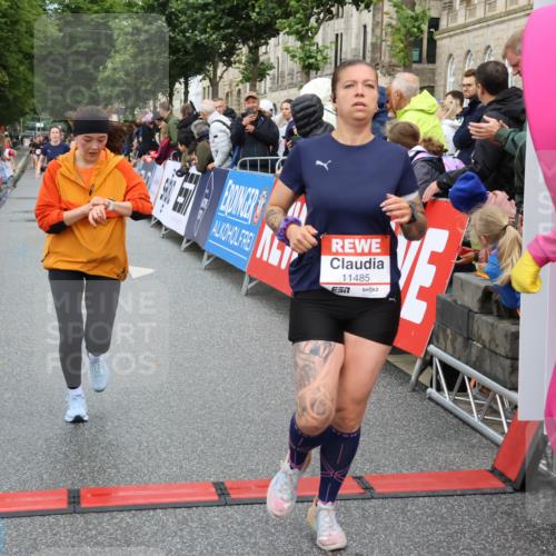 14.06.2026 - REWE Women's Run Strokosch-Dieckow http://msf.ph/oto/9767908 14.06.2026 09:52:58 Ziel 10278, 10490, 10629, 10686, 10833, 11123, 11485, 11519 meine-sportfotos.de