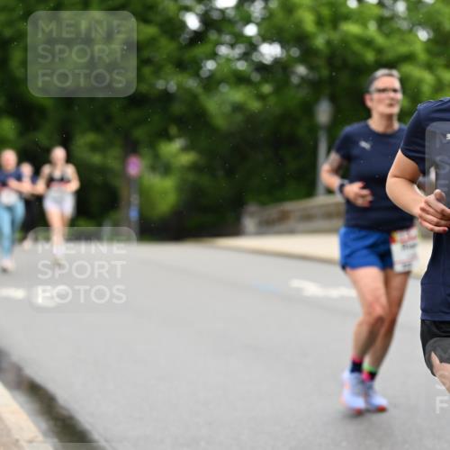 14.06.2026 - REWE Women's Run Dr. Thomas Lammeyer http://msf.ph/oto/9767913 14.06.2026 09:44:24 Laufen 10905 meine-sportfotos.de