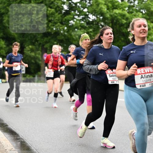 14.06.2026 - REWE Women's Run Dr. Thomas Lammeyer http://msf.ph/oto/9767960 14.06.2026 09:44:30 Laufen 10315, 11319, 7 meine-sportfotos.de