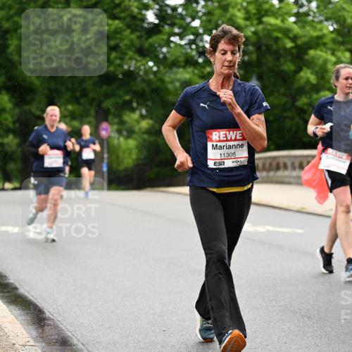 14.06.2026 - REWE Women's Run Dr. Thomas Lammeyer http://msf.ph/oto/9767986 14.06.2026 09:44:32 Laufen 11308, 51, 11278, 57 meine-sportfotos.de
