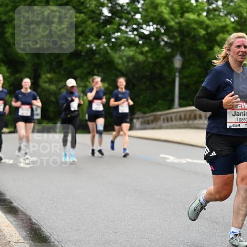 14.06.2026 - REWE Women's Run Dr. Thomas Lammeyer http://msf.ph/oto/9768013 14.06.2026 09:44:35 Laufen 10860 meine-sportfotos.de
