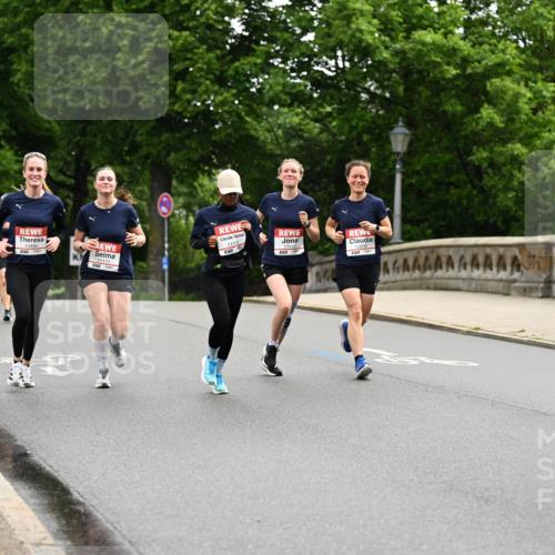 14.06.2026 - REWE Women's Run Dr. Thomas Lammeyer http://msf.ph/oto/9768023 14.06.2026 09:44:36 Laufen 57, 11171, 11101 meine-sportfotos.de