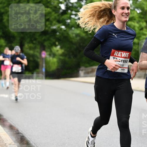 14.06.2026 - REWE Women's Run Dr. Thomas Lammeyer http://msf.ph/oto/9768051 14.06.2026 09:44:39 Laufen 956, 11171 meine-sportfotos.de