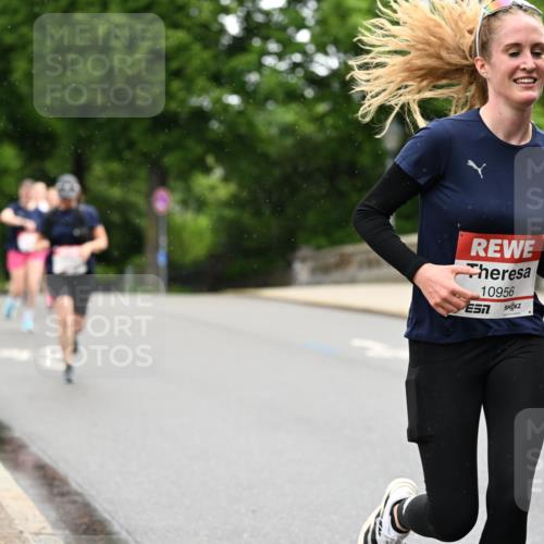 14.06.2026 - REWE Women's Run Dr. Thomas Lammeyer http://msf.ph/oto/9768052 14.06.2026 09:44:40 Laufen 10956 meine-sportfotos.de