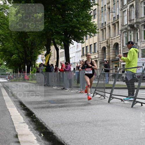 14.06.2026 - REWE Women's Run J. Mangold http://msf.ph/oto/9768060 14.06.2026 09:36:00 Ziel 10051 meine-sportfotos.de