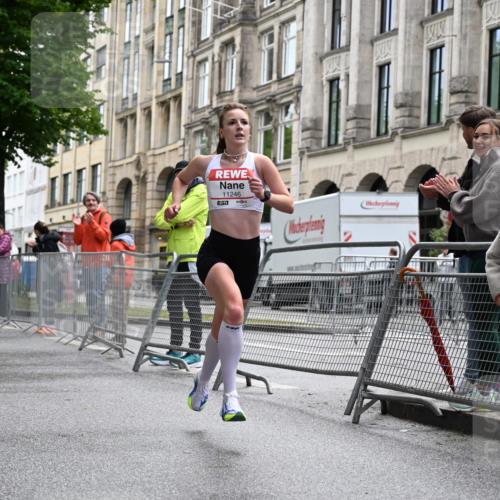 14.06.2026 - REWE Women's Run J. Mangold http://msf.ph/oto/9768108 14.06.2026 09:36:45 Ziel 11246 meine-sportfotos.de