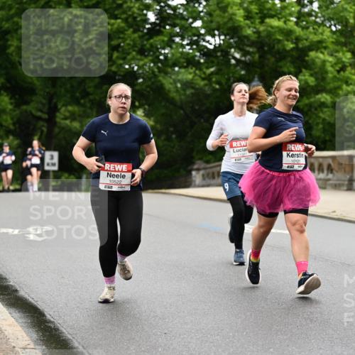 14.06.2026 - REWE Women's Run Dr. Thomas Lammeyer http://msf.ph/oto/9768116 14.06.2026 09:44:45 Laufen 10522, 9, 11377, 10101 meine-sportfotos.de