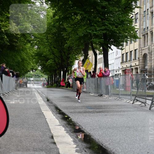 14.06.2026 - REWE Women's Run J. Mangold http://msf.ph/oto/9768118 14.06.2026 09:40:13 Ziel 11517 meine-sportfotos.de
