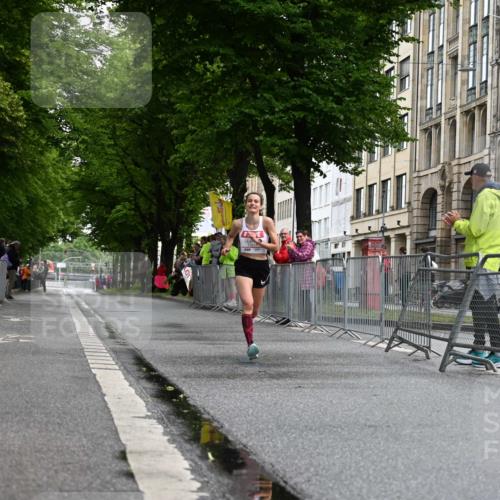 14.06.2026 - REWE Women's Run J. Mangold http://msf.ph/oto/9768126 14.06.2026 09:40:14 Ziel 11517 meine-sportfotos.de