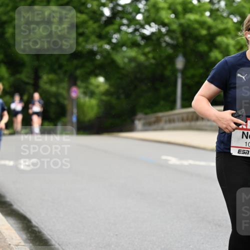 14.06.2026 - REWE Women's Run Dr. Thomas Lammeyer http://msf.ph/oto/9768136 14.06.2026 09:44:46 Laufen 10522 meine-sportfotos.de