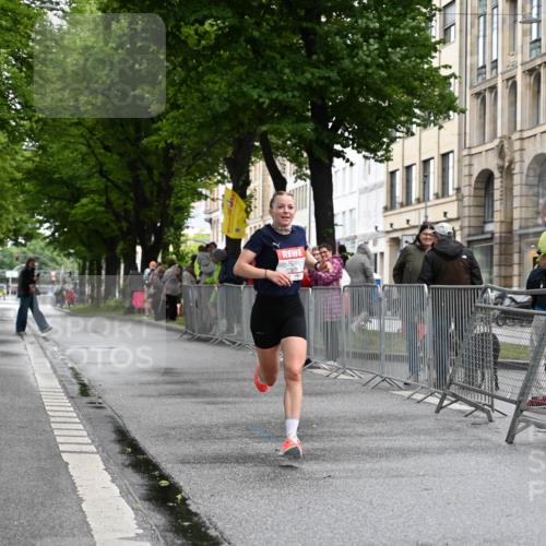 14.06.2026 - REWE Women's Run J. Mangold http://msf.ph/oto/9768162 14.06.2026 09:41:22 Ziel 11507 meine-sportfotos.de