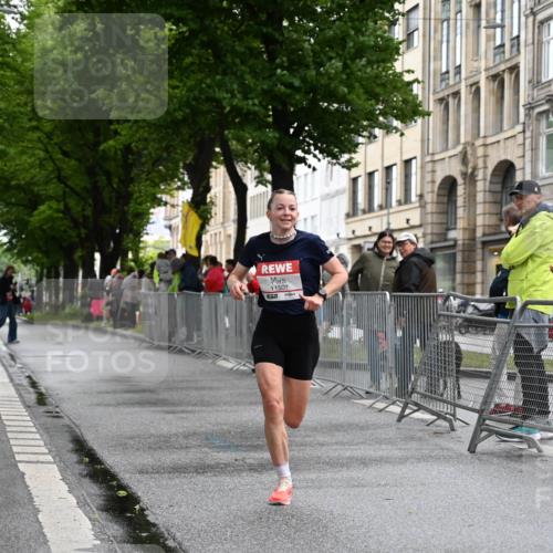 14.06.2026 - REWE Women's Run J. Mangold http://msf.ph/oto/9768167 14.06.2026 09:41:22 Ziel 11507 meine-sportfotos.de