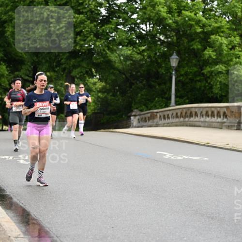 14.06.2026 - REWE Women's Run Dr. Thomas Lammeyer http://msf.ph/oto/9768177 14.06.2026 09:44:50 Laufen 11041 meine-sportfotos.de
