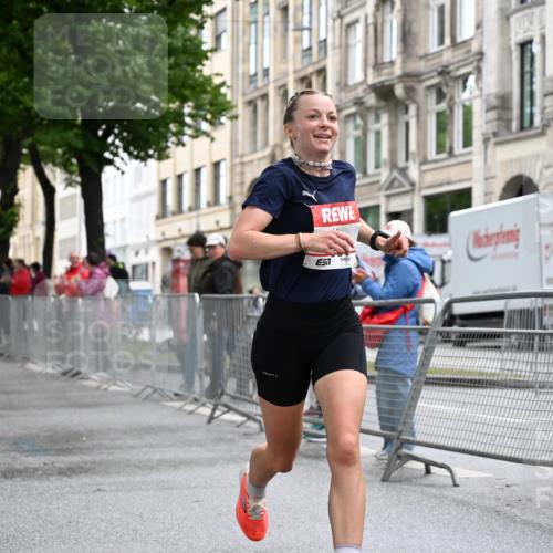 14.06.2026 - REWE Women's Run J. Mangold http://msf.ph/oto/9768179 14.06.2026 09:41:23 Ziel 11507 meine-sportfotos.de