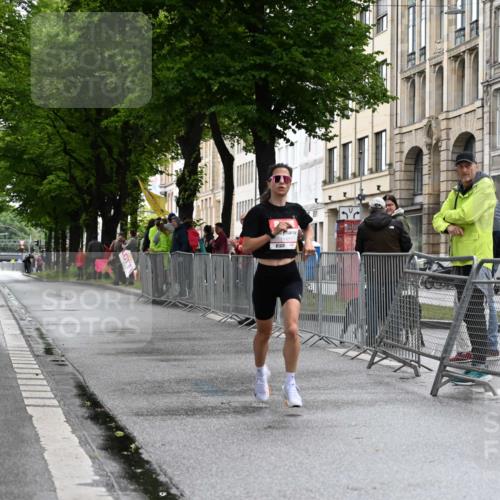 14.06.2026 - REWE Women's Run J. Mangold http://msf.ph/oto/9768189 14.06.2026 09:41:54 Ziel 11471 meine-sportfotos.de