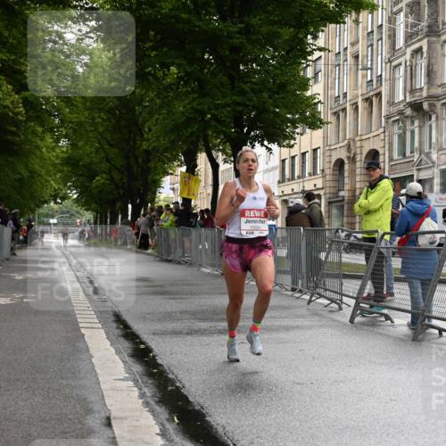 14.06.2026 - REWE Women's Run J. Mangold http://msf.ph/oto/9768243 14.06.2026 09:42:48 Ziel 10080, 10992 meine-sportfotos.de
