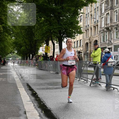 14.06.2026 - REWE Women's Run J. Mangold http://msf.ph/oto/9768247 14.06.2026 09:42:49 Ziel 10080 meine-sportfotos.de
