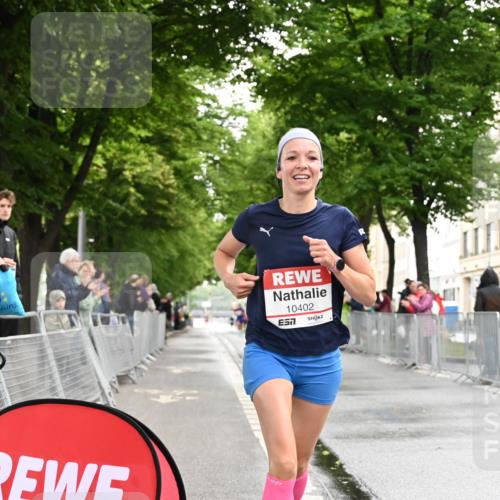 14.06.2026 - REWE Women's Run J. Mangold http://msf.ph/oto/9768281 14.06.2026 09:43:17 Ziel 10402, 11508 meine-sportfotos.de