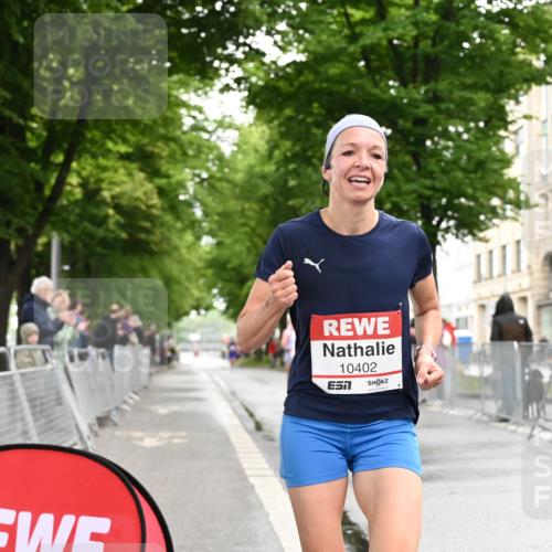 14.06.2026 - REWE Women's Run J. Mangold http://msf.ph/oto/9768283 14.06.2026 09:43:18 Ziel 10402, 11508 meine-sportfotos.de