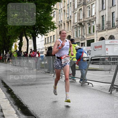 14.06.2026 - REWE Women's Run J. Mangold http://msf.ph/oto/9768289 14.06.2026 09:43:23 Ziel 11508 meine-sportfotos.de