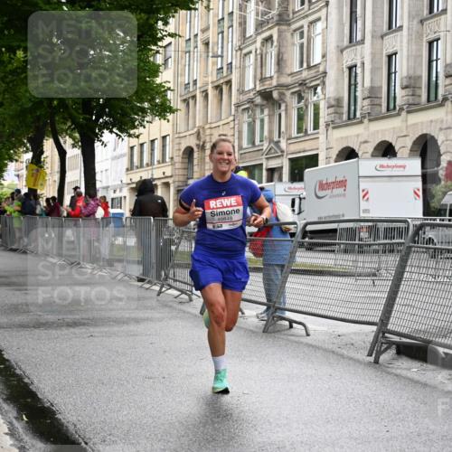 14.06.2026 - REWE Women's Run J. Mangold http://msf.ph/oto/9768308 14.06.2026 09:43:31 Ziel 10848 meine-sportfotos.de